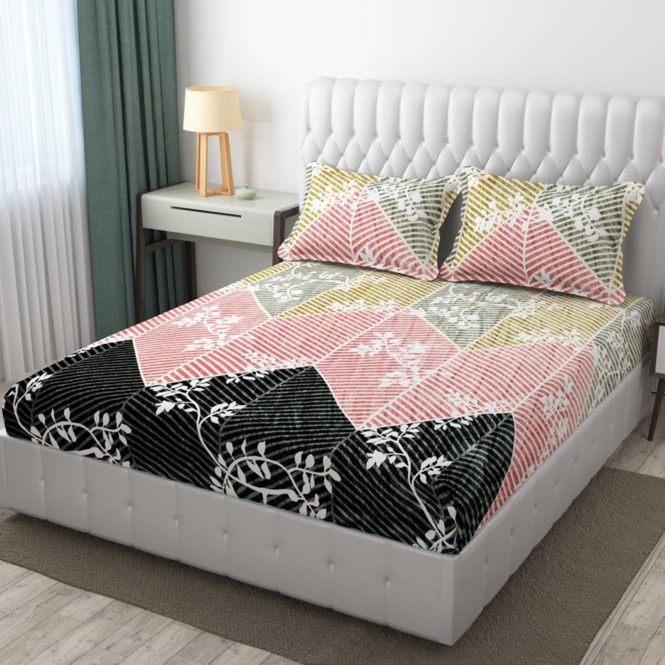 Cozy Queen Multi colour Triangles Velvet Winter Fitted Bedsheet - King Size (184x199x20cm)