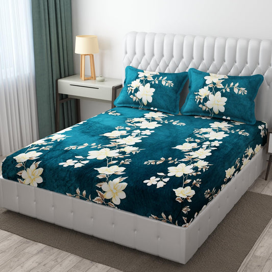 Cozy Queen Floral Printed Velvet Winter Fitted Bedsheet - King Size (184x199x20cm)