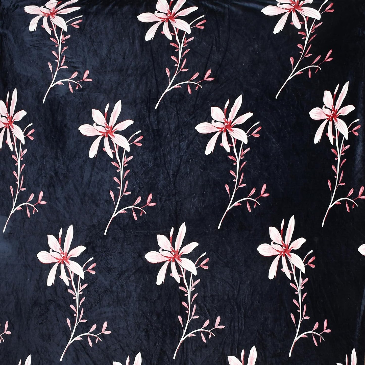 Cozy Queen Black Leaf Velvet Winter Fitted Bedsheet - King Size (184x199x20cm)