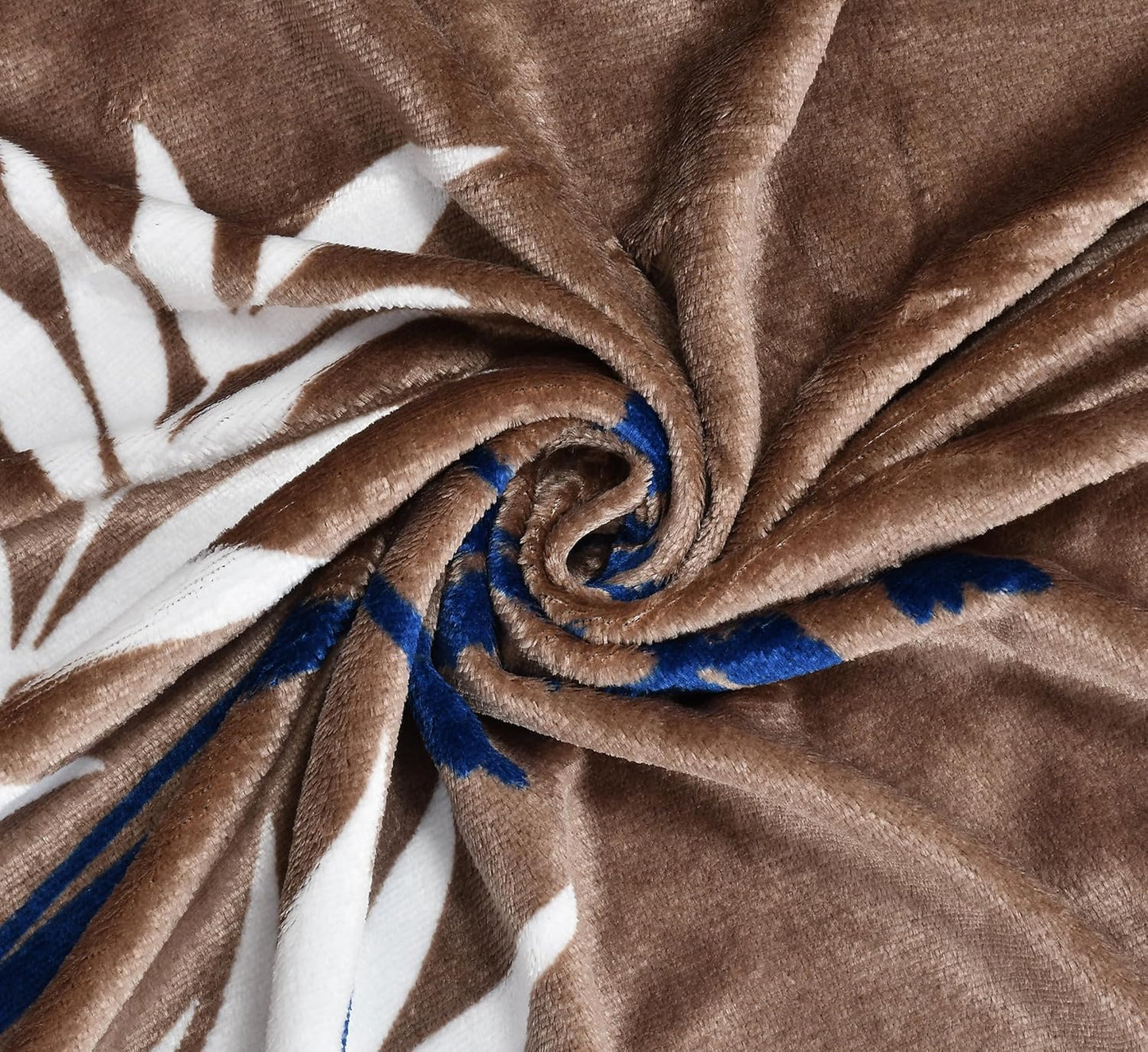 Cozy Queen Multi colour Floral Printed Velvet Winter Fitted Bedsheet - King Size (184x199x20cm)